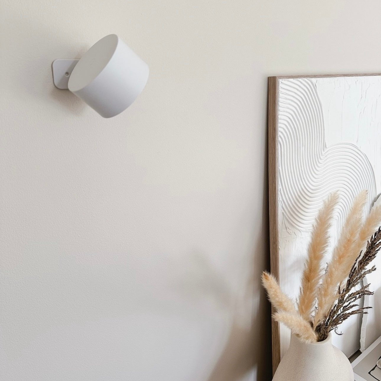 Infinity Wall Lamp  مصباح الحائط Infinity
